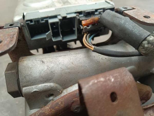 COLONNE DE DIRECTION FIAT PUNTO 2 - Vue 5